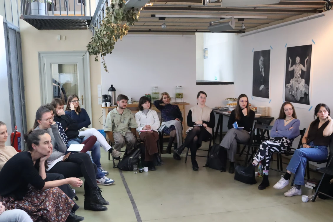 Na workshopu se sešly téměř dvě desítky novinářů a novinářek.