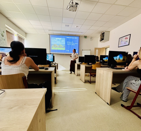 Mám to v Géčku nebo Rku? Studenti v Rožnově debatovali o půdě i budoucnosti zemědělství 