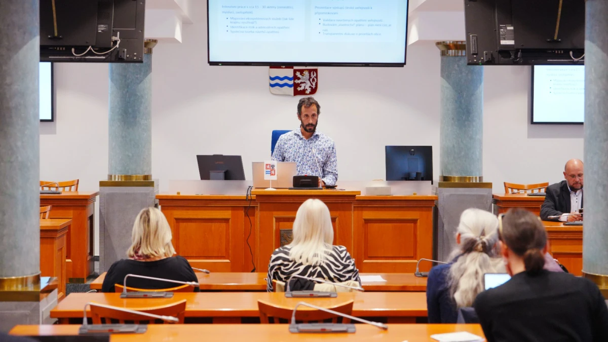 Zmeškali jste seminář Adaptace krajiny jako cesta k odolnosti obcí? Podívejte se na záznam!